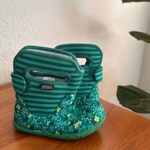 Bogs Green Floral Toddler Rain/Garden Boots